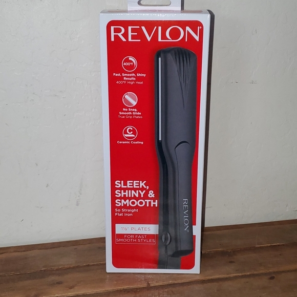 Revlon Other - Revlon flat iron brand new in box